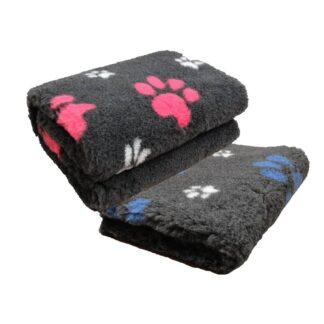ProFleece Non-Slip Pet Vet Bedding: Comes in two vibrant colour options.
