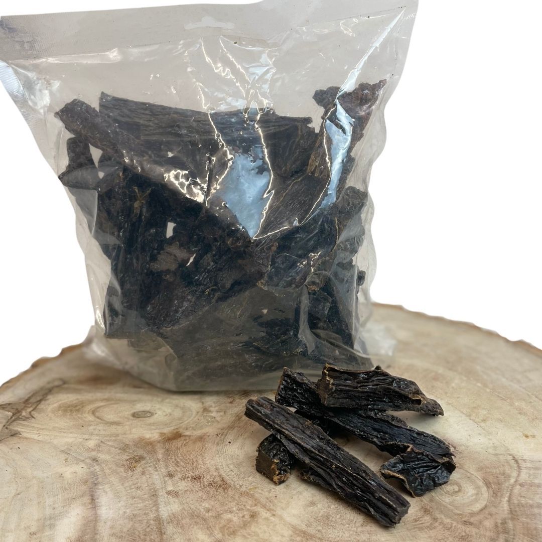 Paddock Farm Dried Beef Liver 1Kg. Dark, chunky strips.