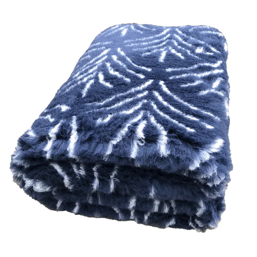 Please follow and like us: ProFleece Nature Collection non-slip pet bedding - Fern